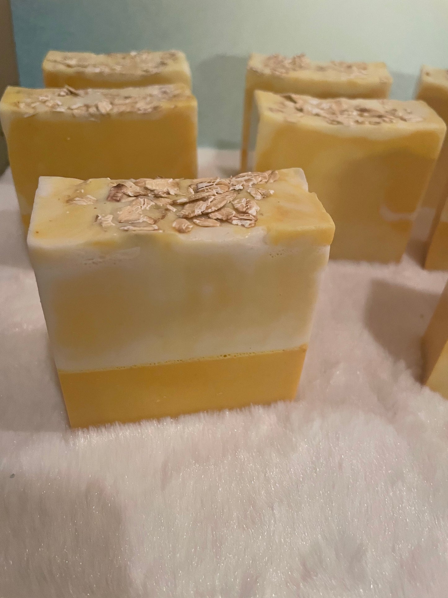 Pure Honey Oatmeal Turmeric (Fragrance-Free)Face & Body Soap