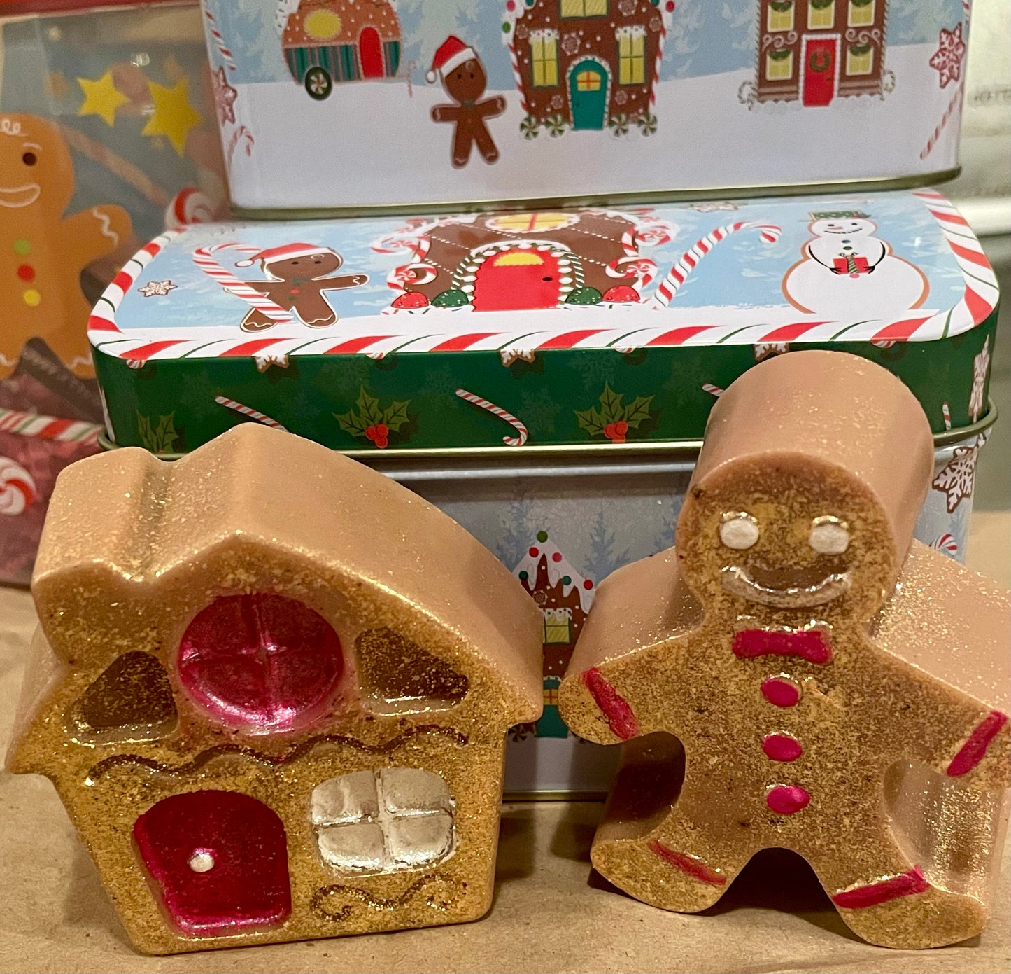 Gingerbread Man & House Soap Gift Set Tin