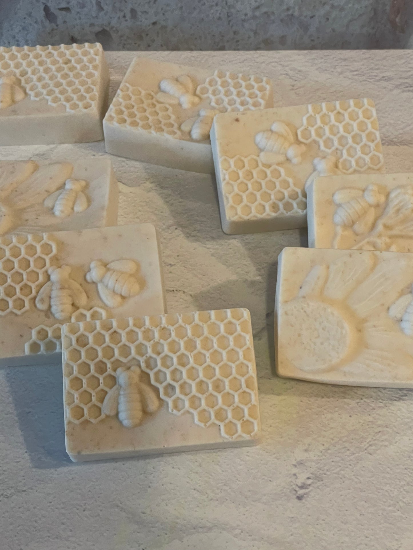 Pure Honey Oatmeal (Fragrance-Free) Face & Body Soap